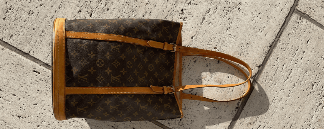 Louis Vuitton Bucket Bag Monogram Canvas / Everything about Louis Vuitton / Everything you need to know about Louis Vuitton 