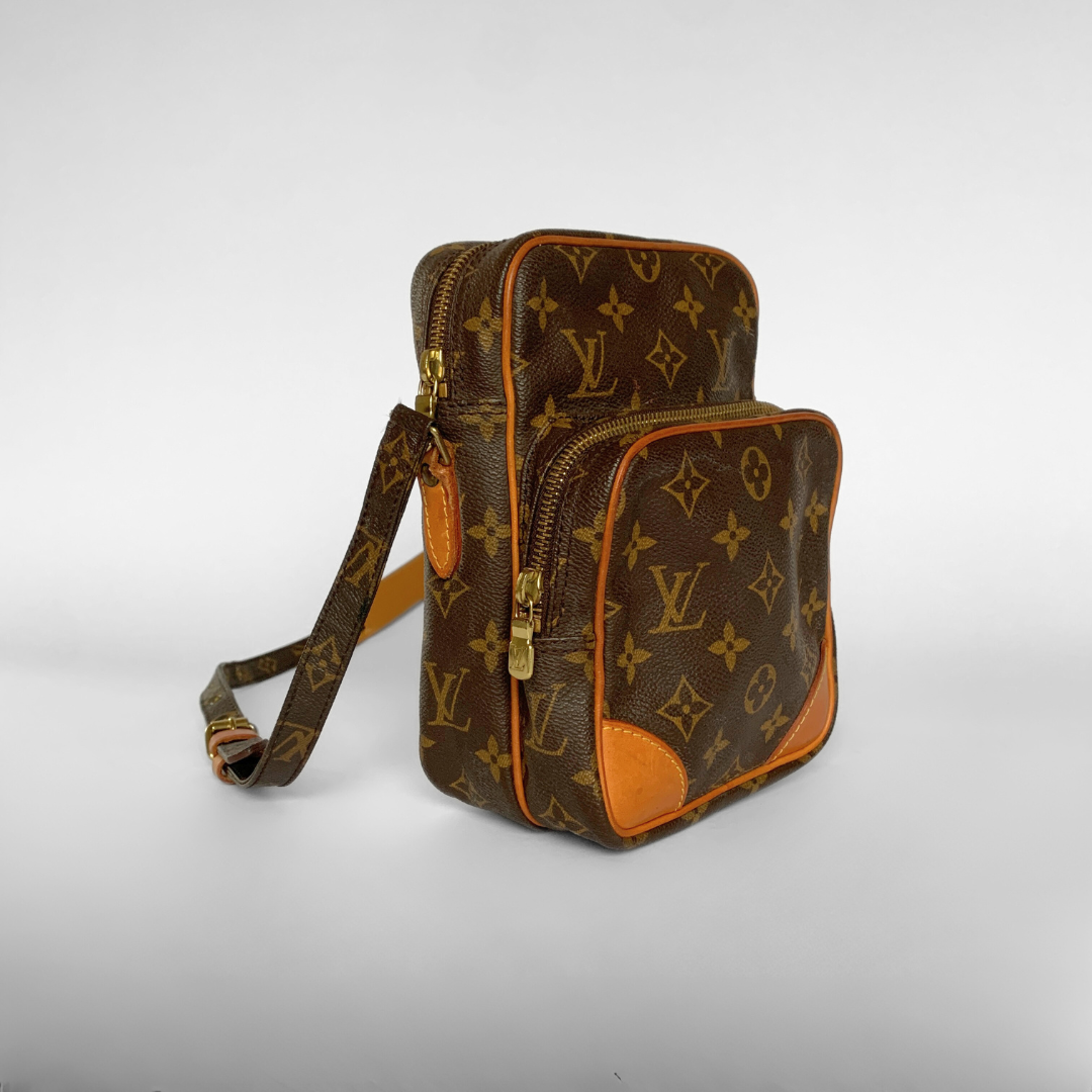 Louis Vuitton Louis Vuitton Amazon Monogram Canvas - Crossbody bags - Etoile Luxury Vintage