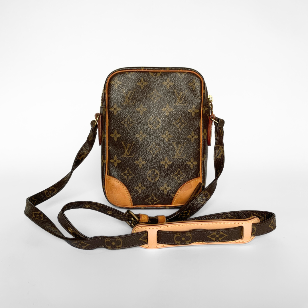 Louis Vuitton Louis Vuitton Amazon Monogram Canvas - Crossbody bags - Etoile Luxury Vintage