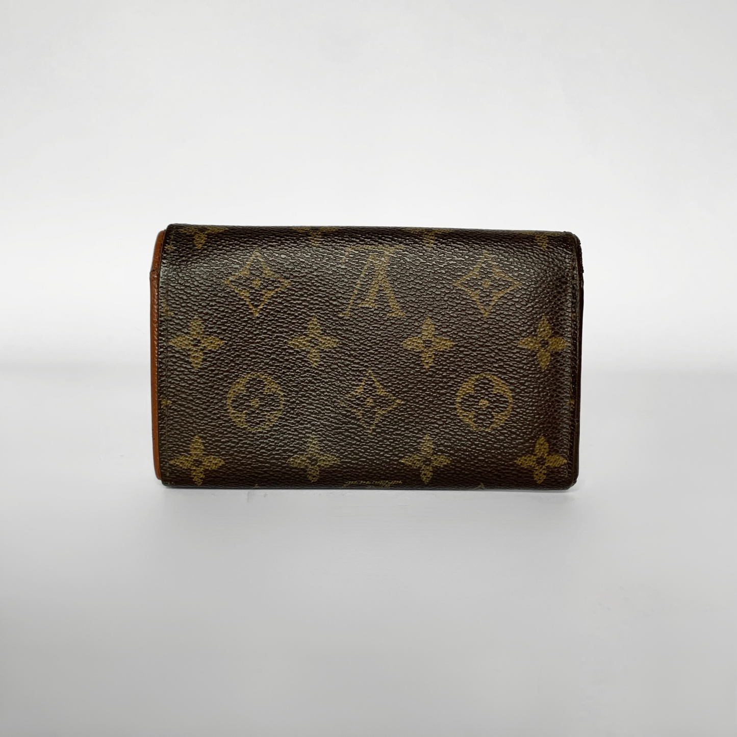 Louis Vuitton Louis Vuitton Wallet Medium Monogram Canvas - wallet - Etoile Luxury Vintage