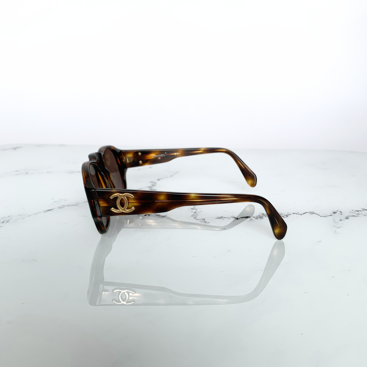 Chanel Chanel CC Sunglasses - Sunglasses - Etoile Luxury Vintage