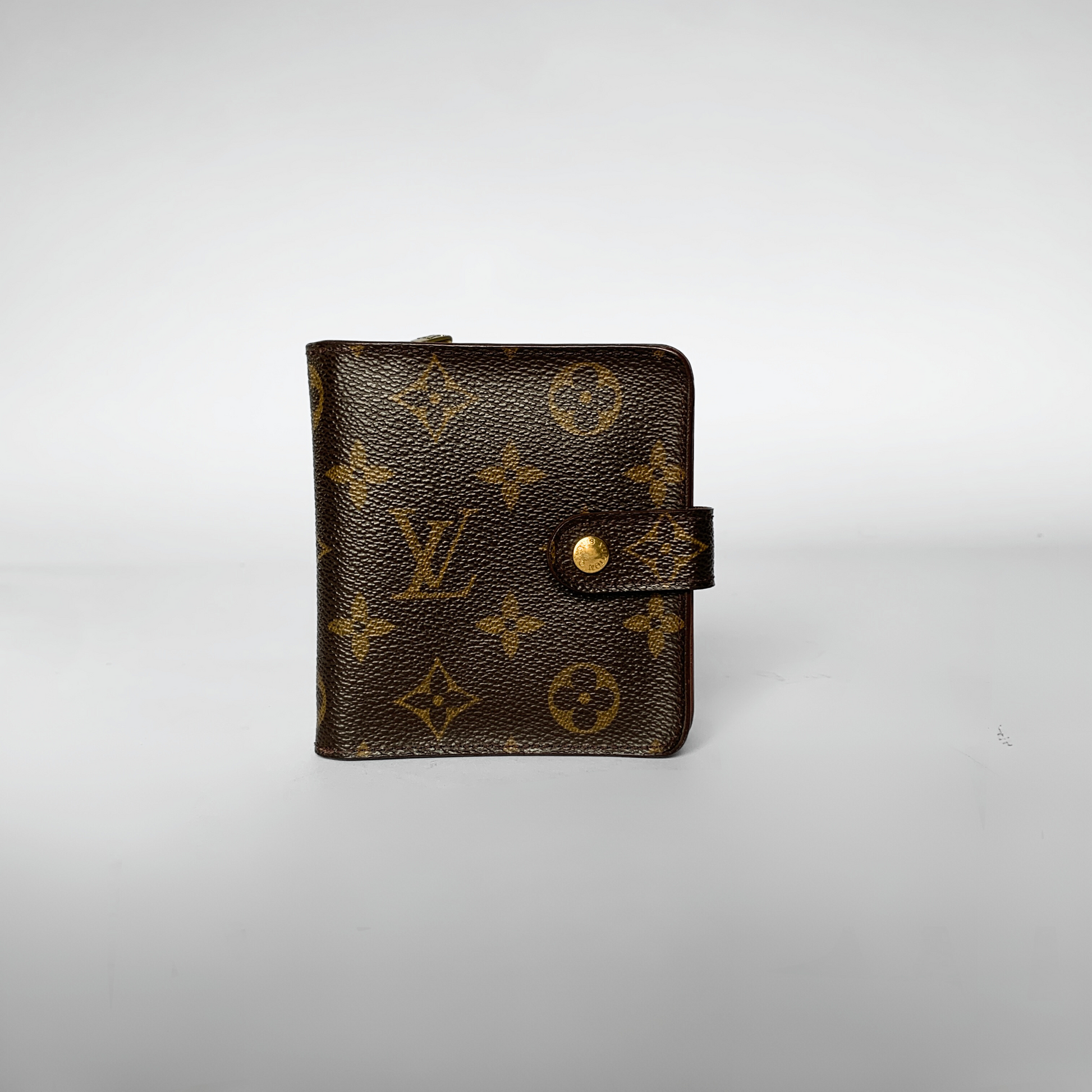 Louis Vuitton Louis Vuitton Zipper Wallet Monogram Canvas - Wallets - Etoile Luxury Vintage