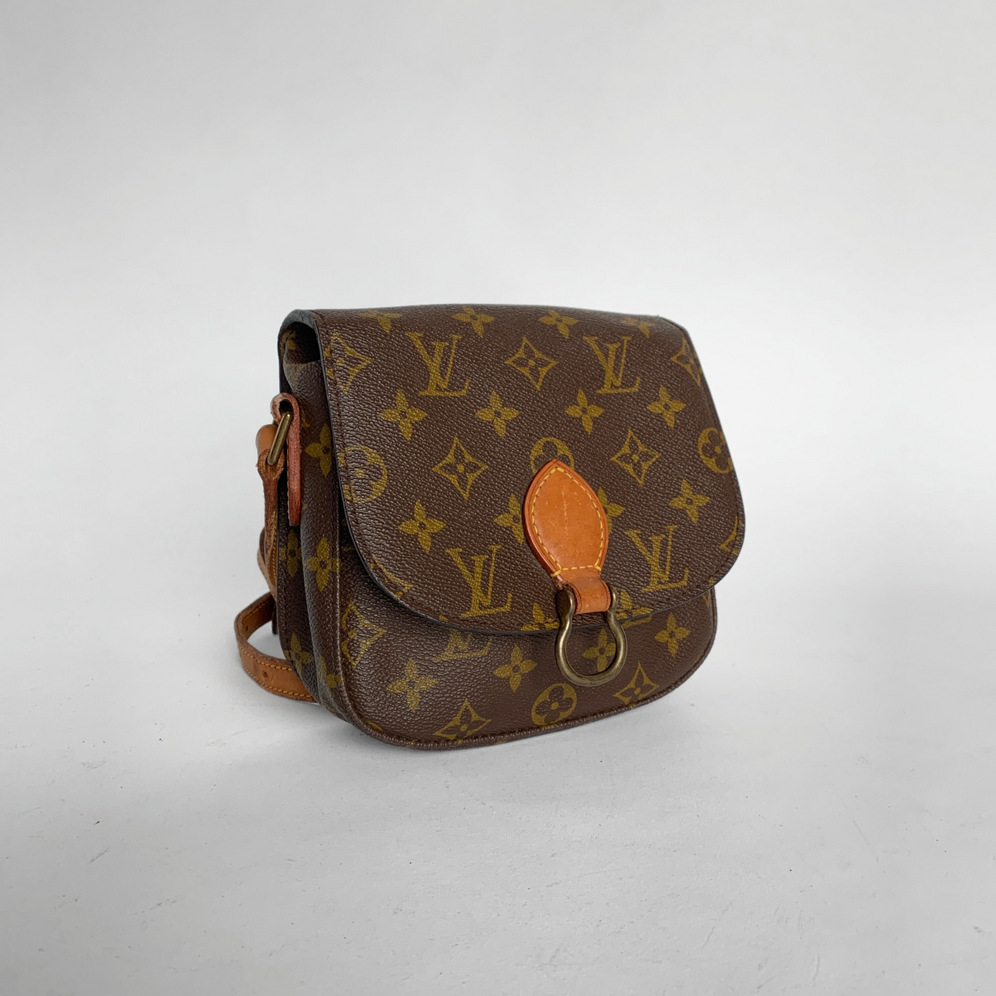 Louis Vuitton Louis Vuitton Saint Cloud PM Monogram Canvas - Shoulder bags - Etoile Luxury Vintage