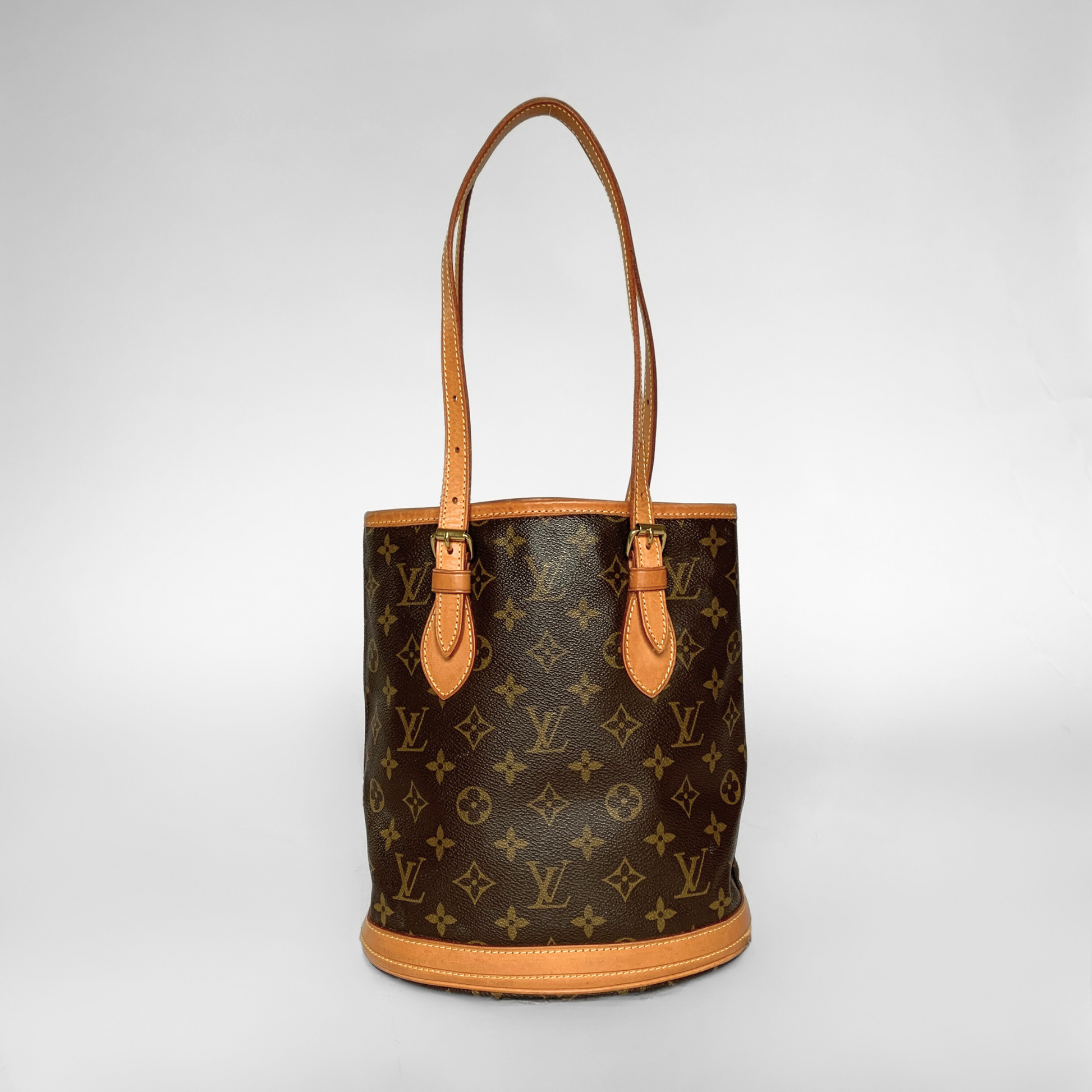 Louis Vuitton Louis Vuitton Bucket PM Monogram Canvas - Shoulder bags - Etoile Luxury Vintage