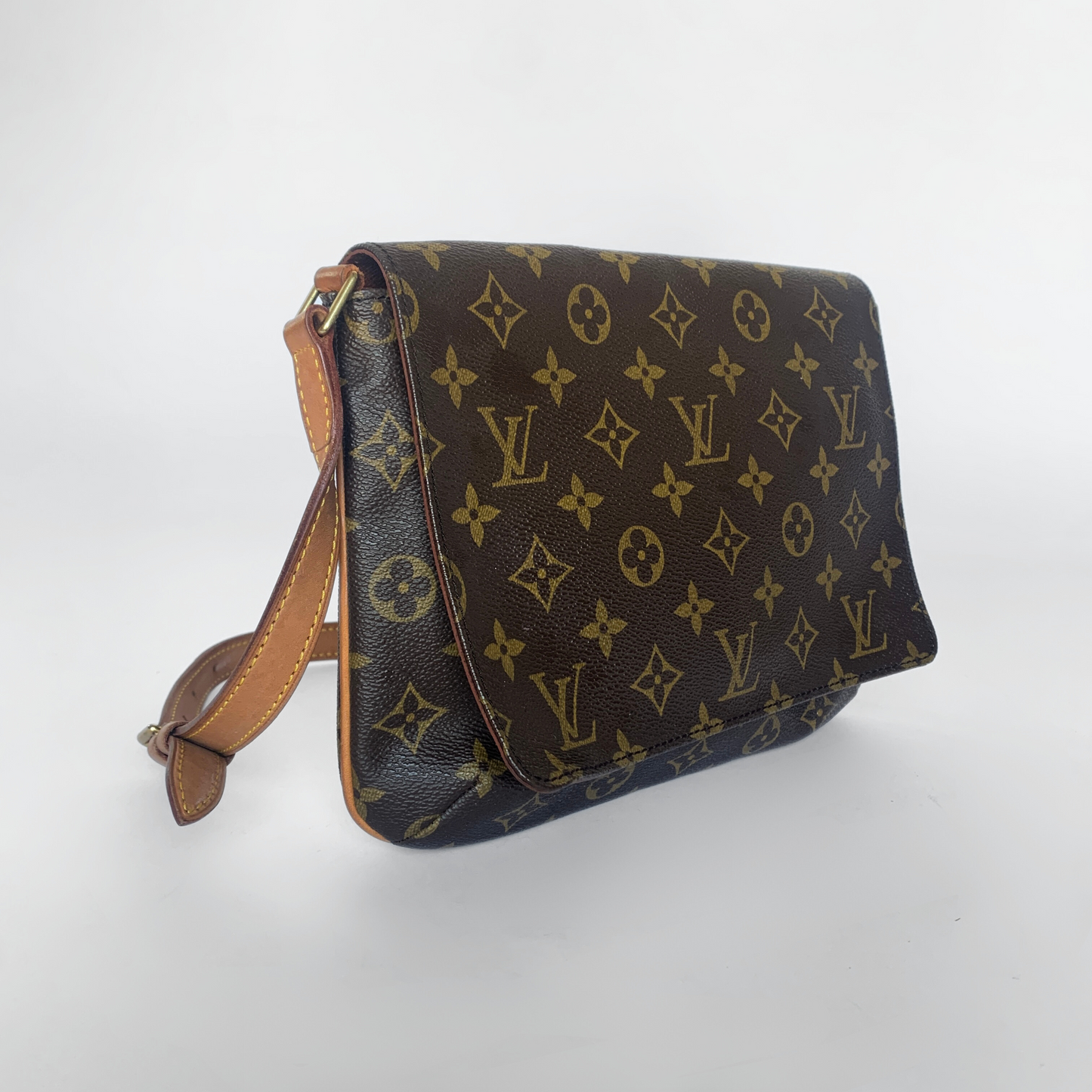 Louis Vuitton Louis Vuitton Musette Tango Monogram Canvas - Shoulder Bags - Etoile Luxury Vintage