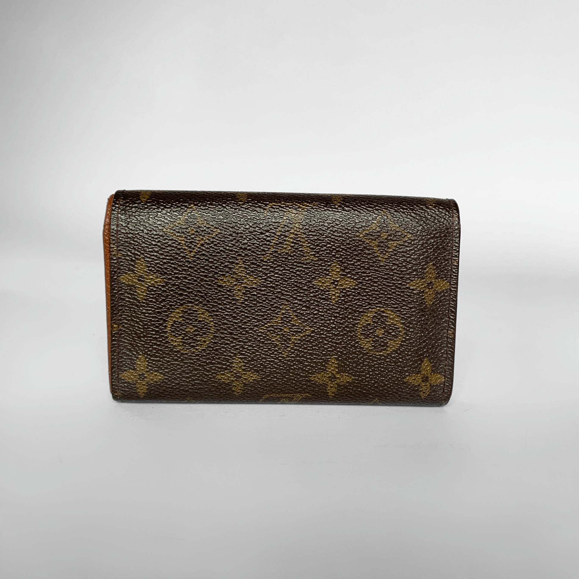 Louis Vuitton Louis Vuitton Medium Wallet Monogram Canvas - Wallets - Etoile Luxury Vintage