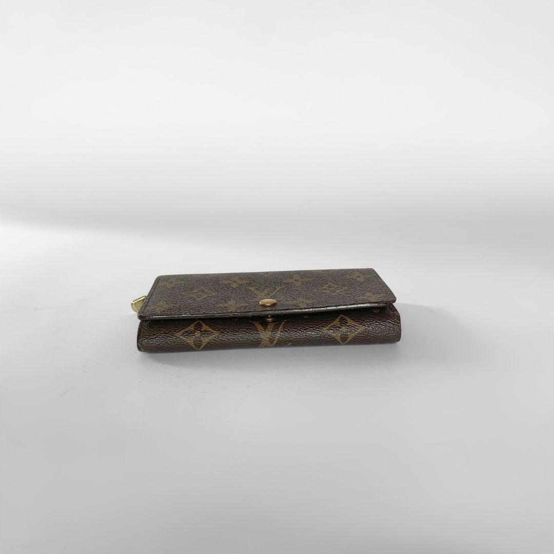 Louis Vuitton Louis Vuitton Medium Wallet Monogram Canvas - Wallets - Etoile Luxury Vintage