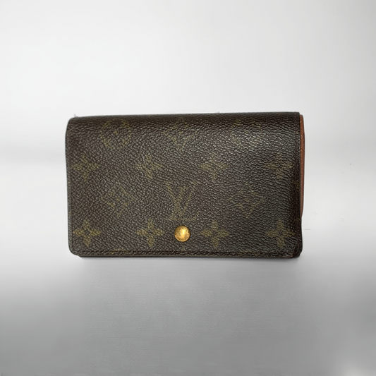 Louis Vuitton Louis Vuitton Wallet Medium Monogram Canvas - Wallets - Etoile Luxury Vintage