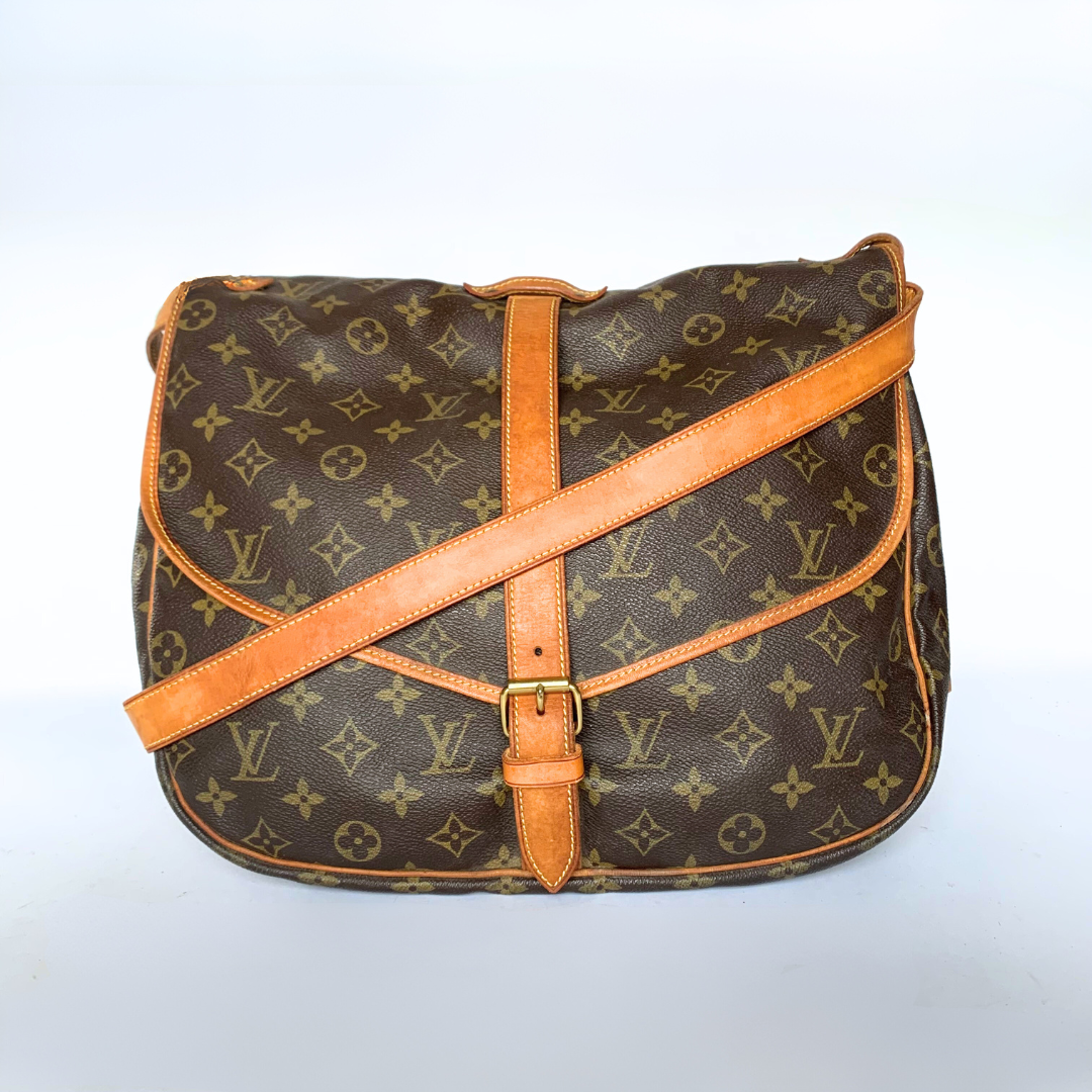 Louis Vuitton Louis Vuitton Saumur 35 Monogram Canvas - Crossbody bags - Etoile Luxury Vintage