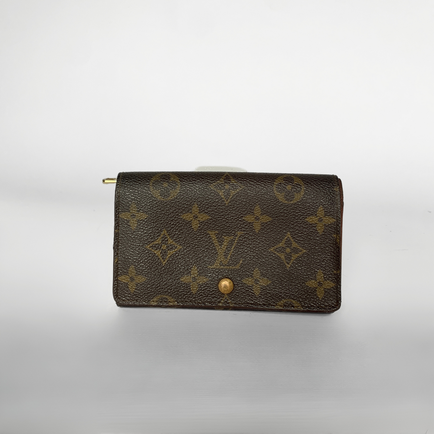 Louis Vuitton Louis Vuitton Wallet Medium Monogram Canvas - Wallets - Etoile Luxury Vintage