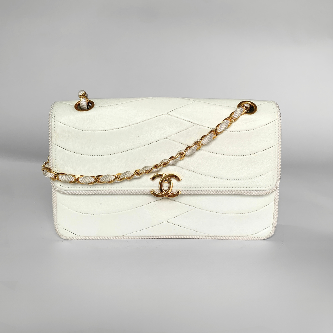 Chanel Chanel Timeless Shoulder Bag Wave Lambskin Leather - Shoulder bags - Etoile Luxury Vintage