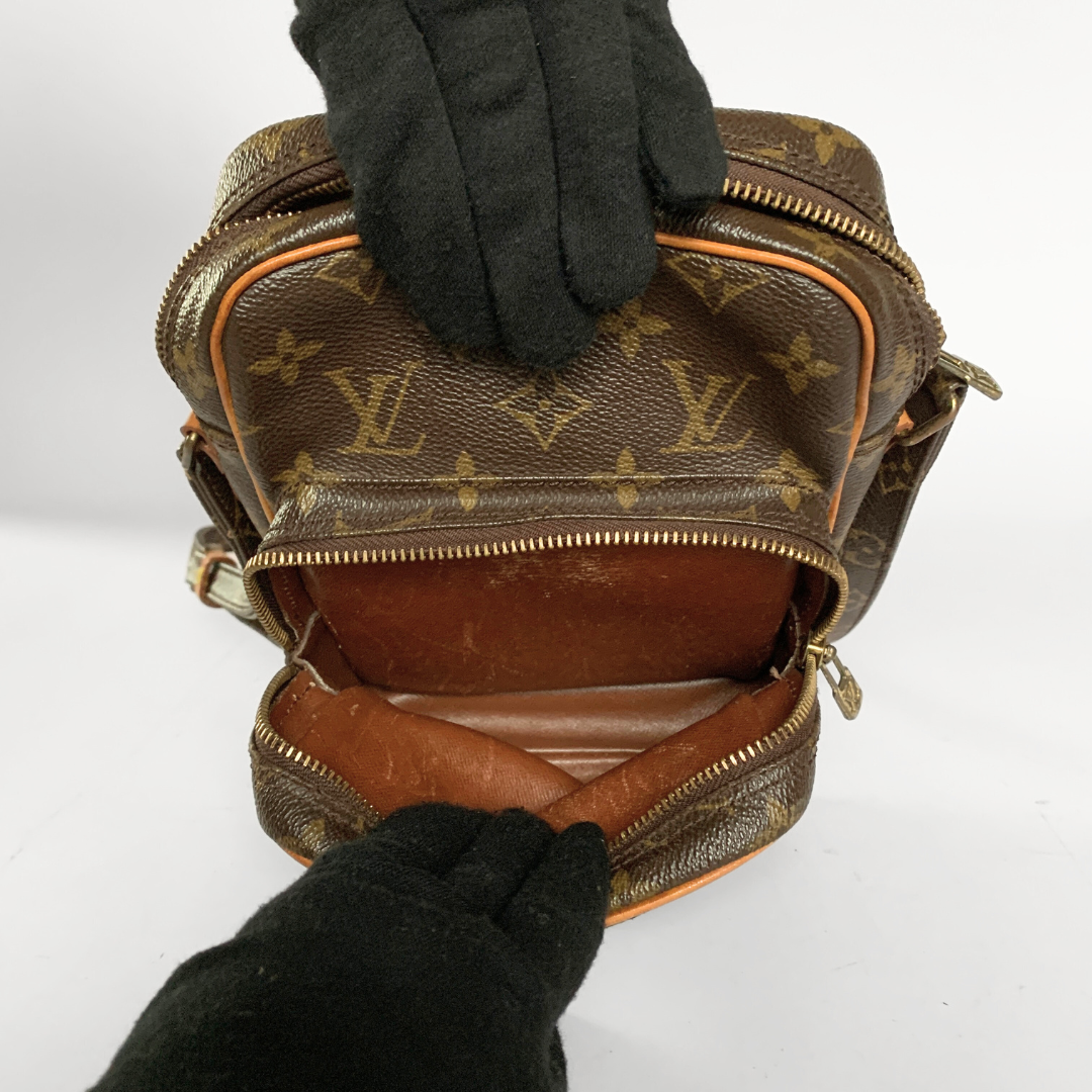 Louis Vuitton Louis Vuitton Amazon Monogram Canvas - Crossbody bags - Etoile Luxury Vintage