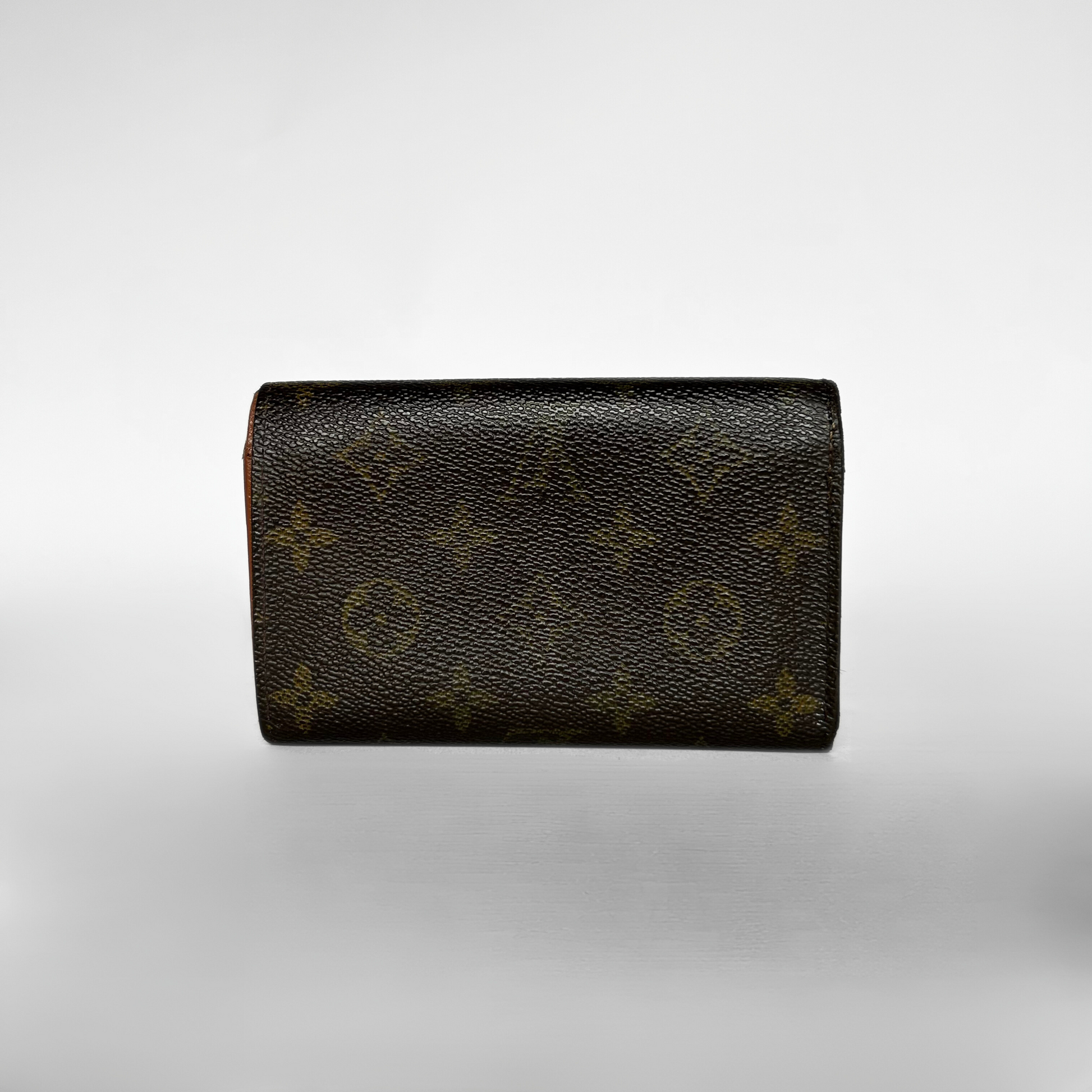 Louis Vuitton Louis Vuitton Wallet Medium Monogram Canvas - Wallets - Etoile Luxury Vintage