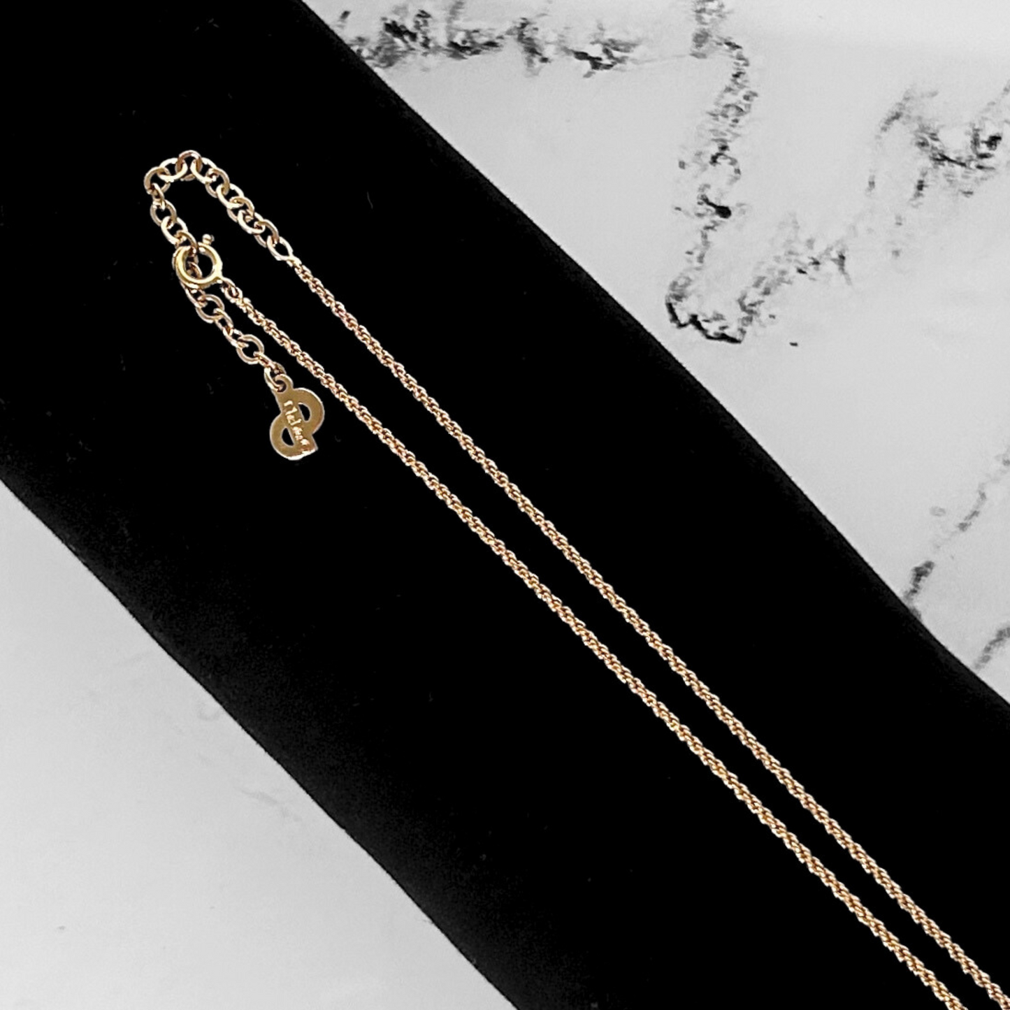 Dior Dior Necklace Gold Metal - Jewelry - Etoile Luxury Vintage