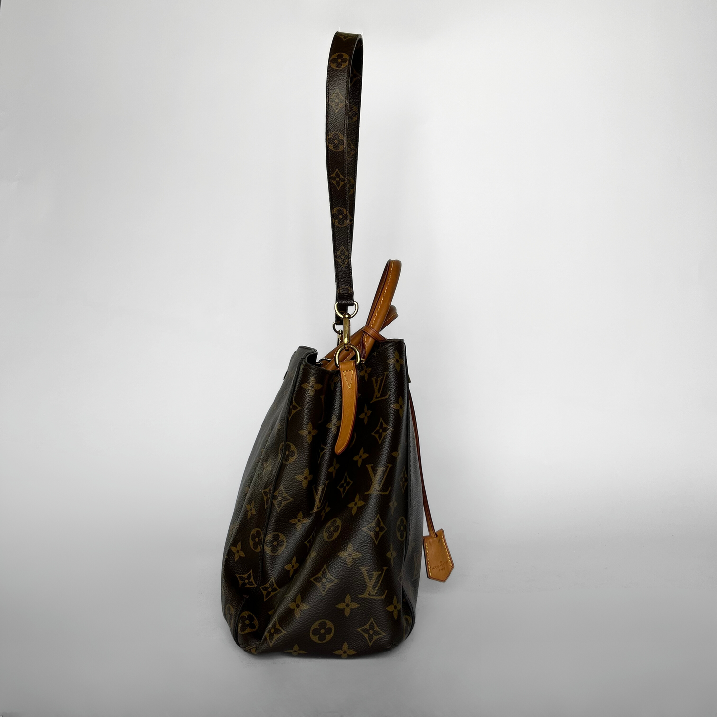 Louis Vuitton Louis Vuitton Montaigne GM Monogram Canvas - Handbags - Etoile Luxury Vintage