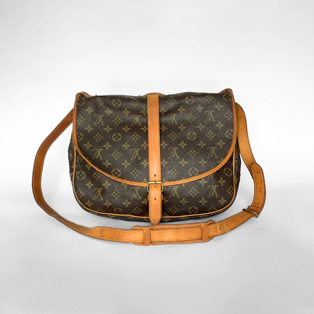 Louis Vuitton Louis Vuitton Saumur 35 Monogram Canvas - Crossbody bags - Etoile Luxury Vintage