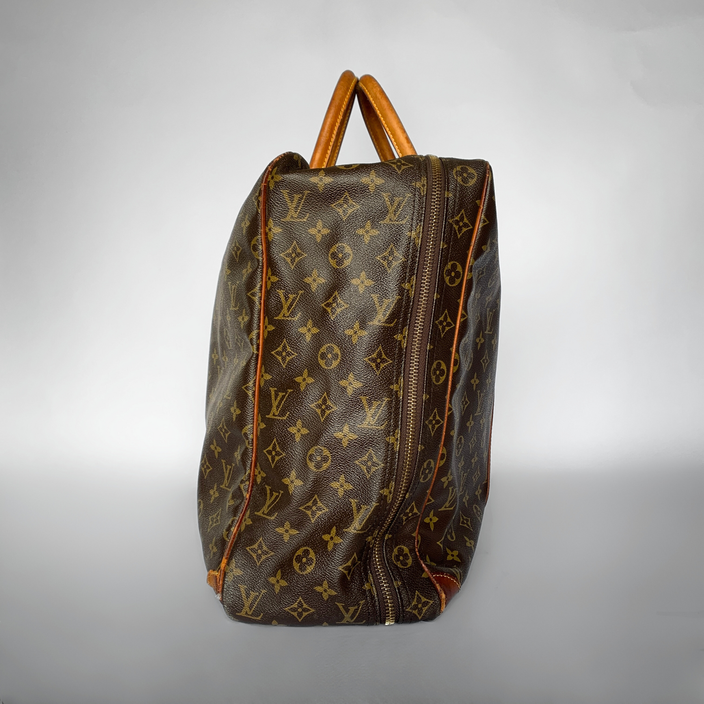 Louis Vuitton Louis Vuitton Sirius 55 Monogram Canvas - Travel bags - Etoile Luxury Vintage