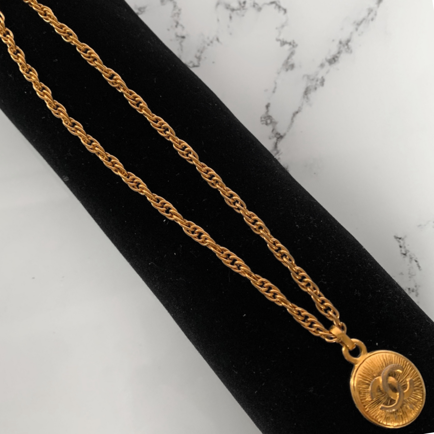 Chanel Chanel Necklace Gold Plated - Necklaces - Etoile Luxury Vintage