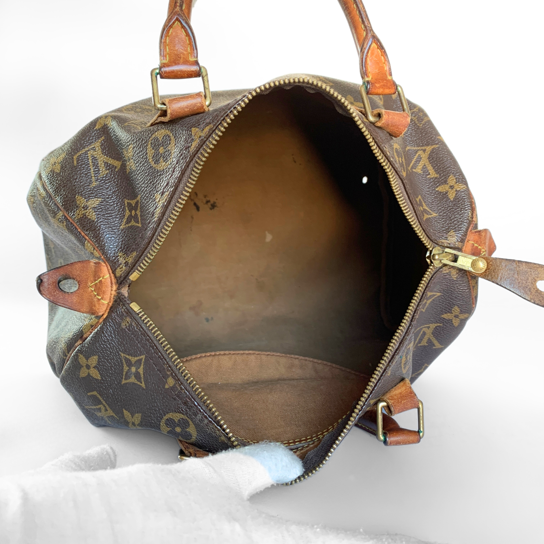 Louis Vuitton Louis Vuitton Speedy 30 Monogram Canvas - Handbags - Etoile Luxury Vintage