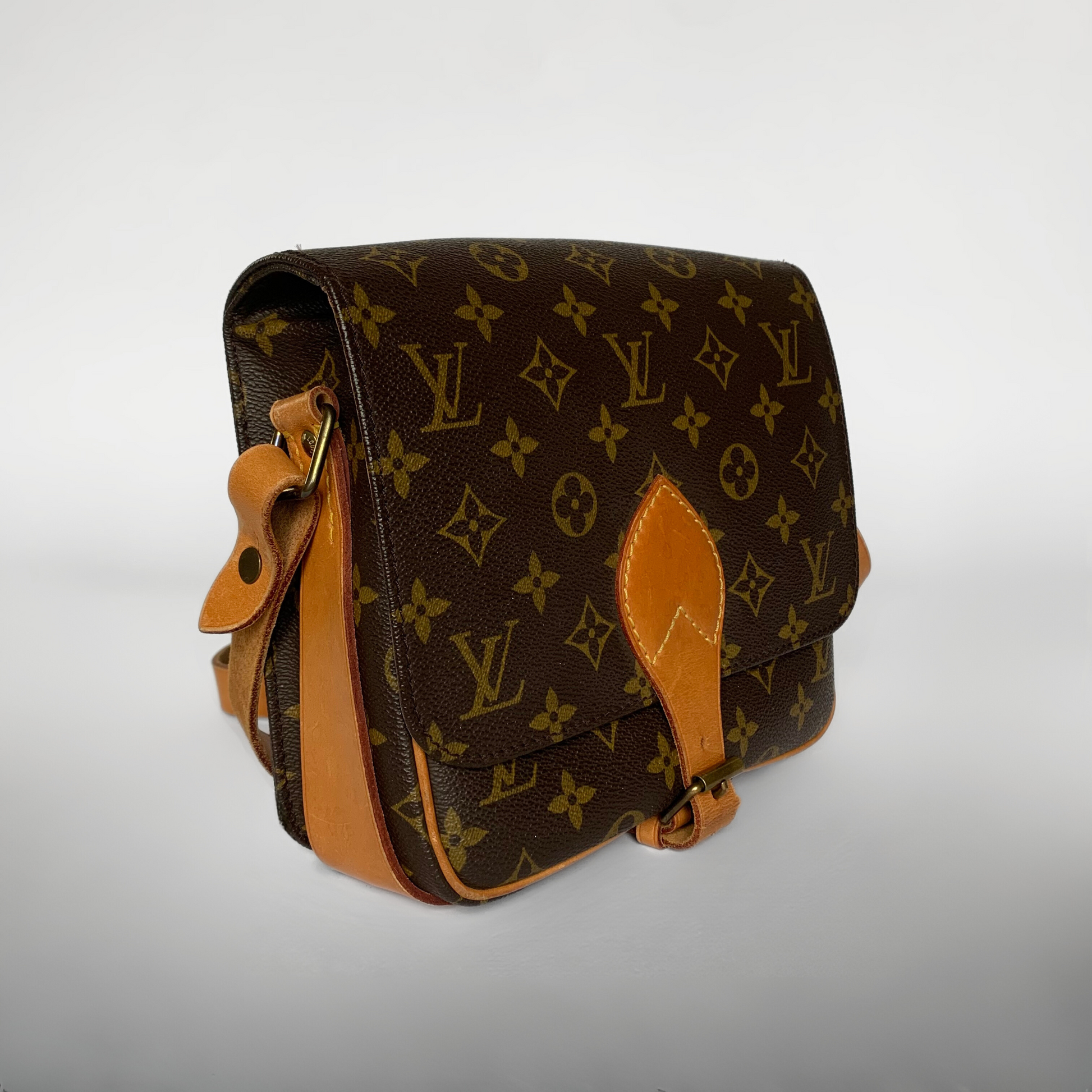 Louis Vuitton Louis Vuitton Cartouchi&egrave;re MM Monogram Canvas - Handbags - Etoile Luxury Vintage