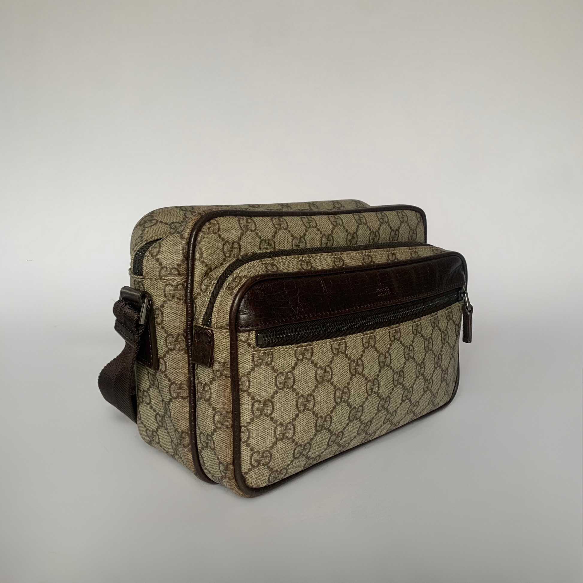 Gucci Gucci Supreme Crossbody Bag PVC - Crossbody bags - Etoile Luxury Vintage