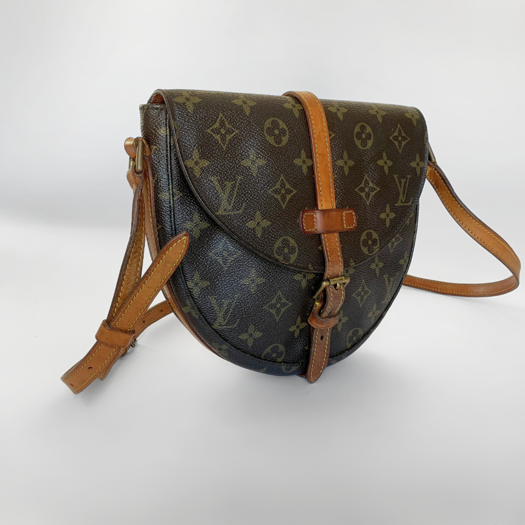 Louis Vuitton Louis Vuitton Chantilly MM Monogram Canvas - Crossbody bags - Etoile Luxury Vintage