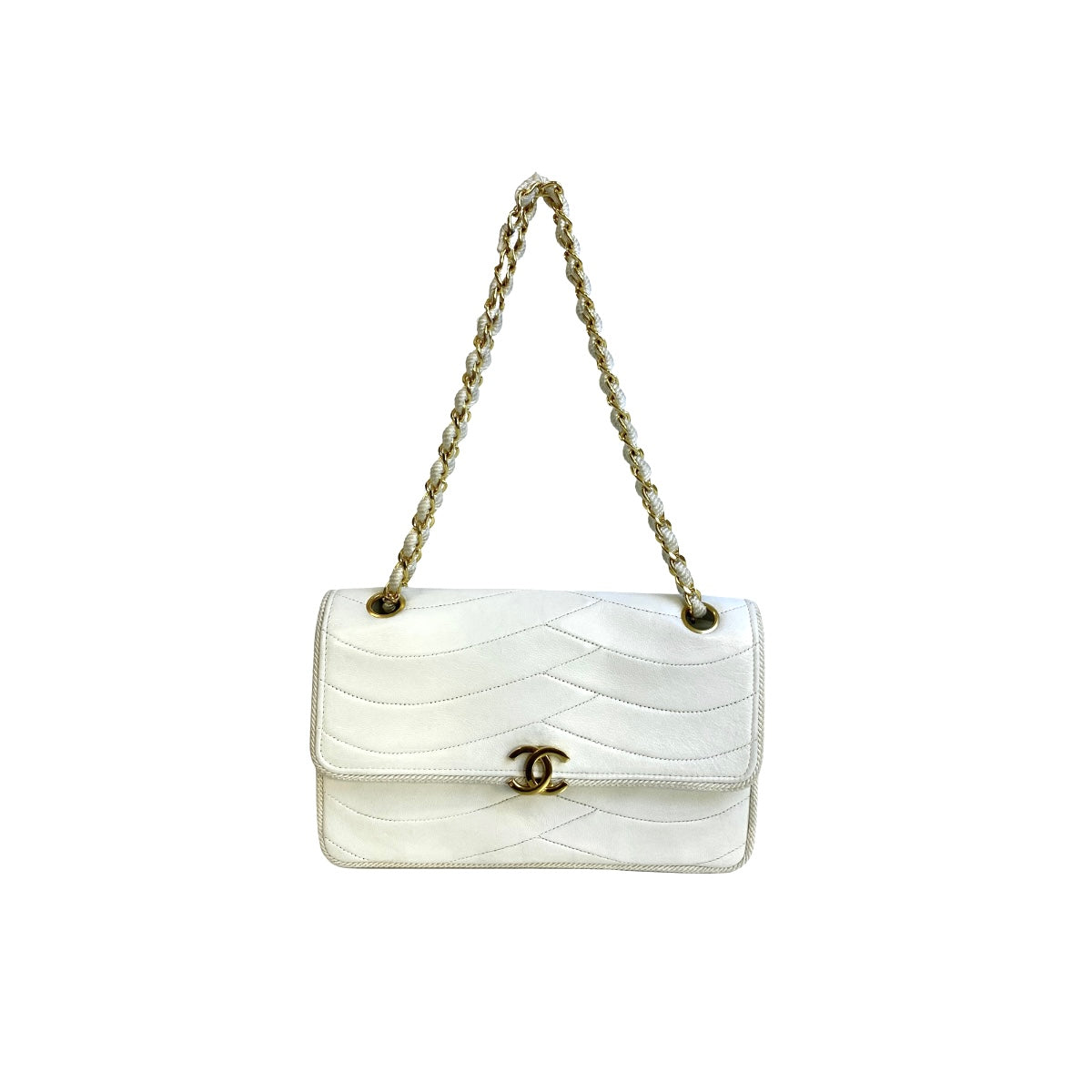 Chanel Chanel Timeless Shoulder Bag Wave Lambskin Leather - Shoulder bags - Etoile Luxury Vintage