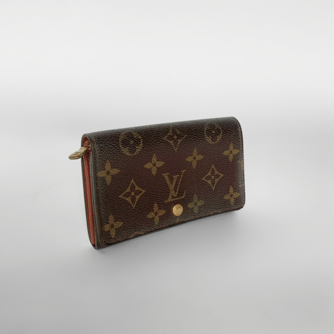 Louis Vuitton Louis Vuitton Medium Wallet Monogram Canvas - Wallets - Etoile Luxury Vintage