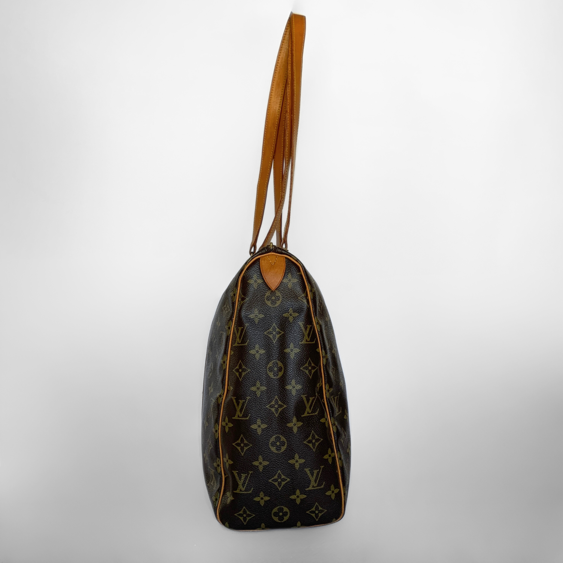 Louis Vuitton Louis Vutton Flannery 45 Monogram Canvas - Shoulder Bags - Etoile Luxury Vintage