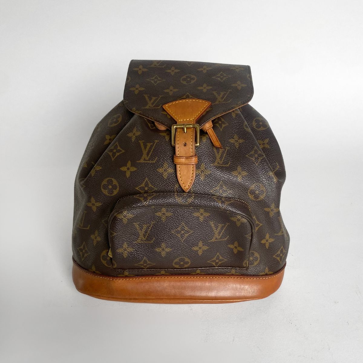 
&Eacute;toile de Saint Honor&eacute; Louis Vuitton Montsouris MM Monogram Canvas - Backpacks - Etoile Luxury Vintage