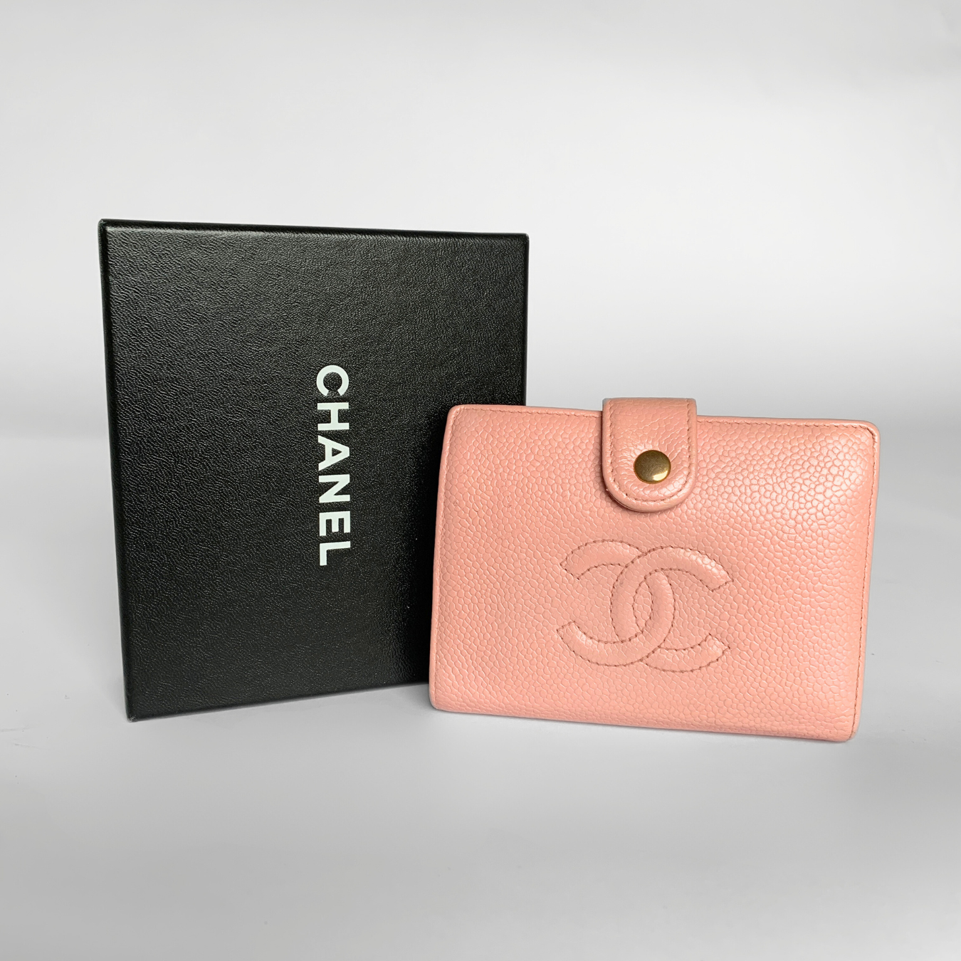 Chanel Chanel Wallet Small Caviar Leather - Wallets - Etoile Luxury Vintage