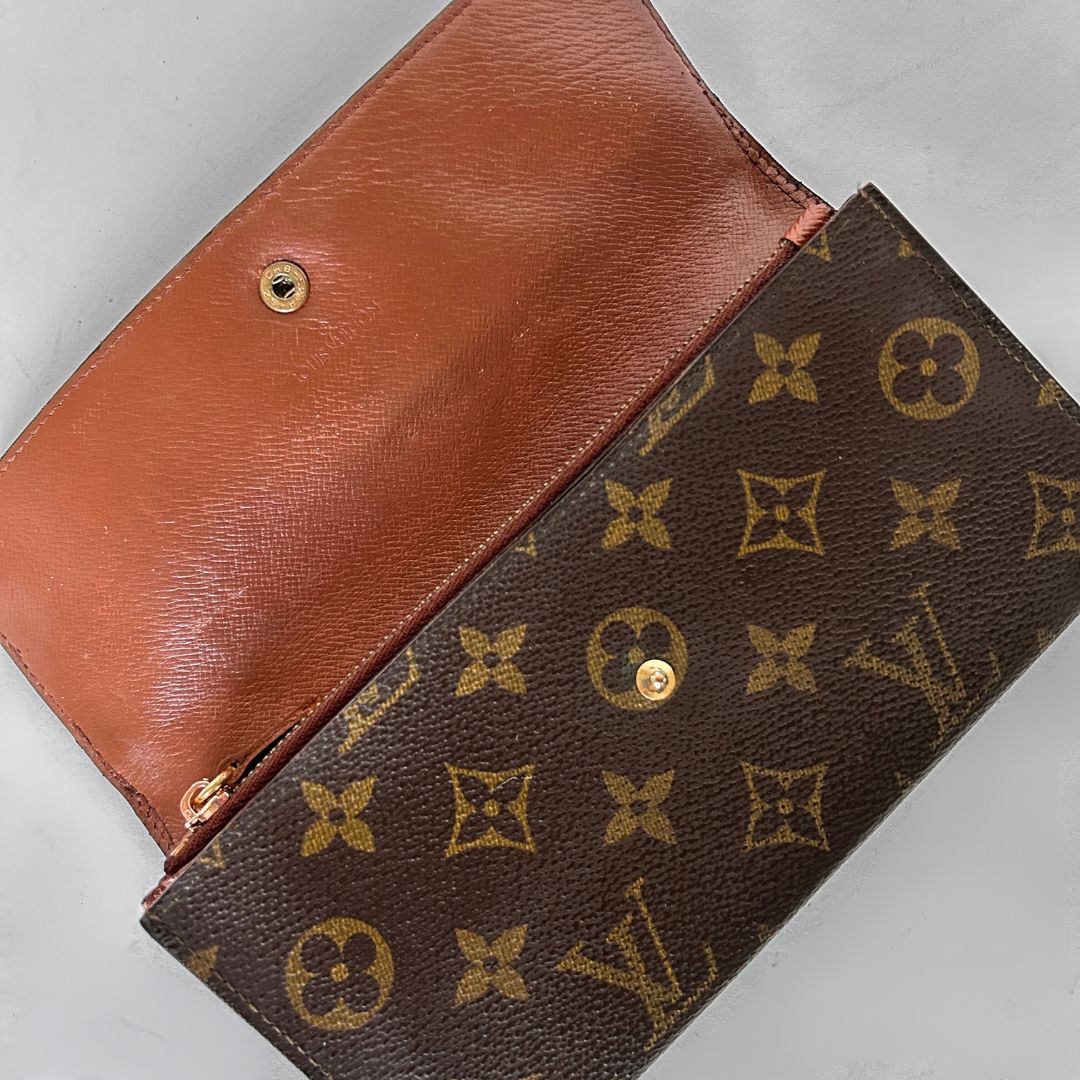 Louis Vuitton Louis Vuitton Wallet Large Monogram Canvas - Wallets - Etoile Luxury Vintage