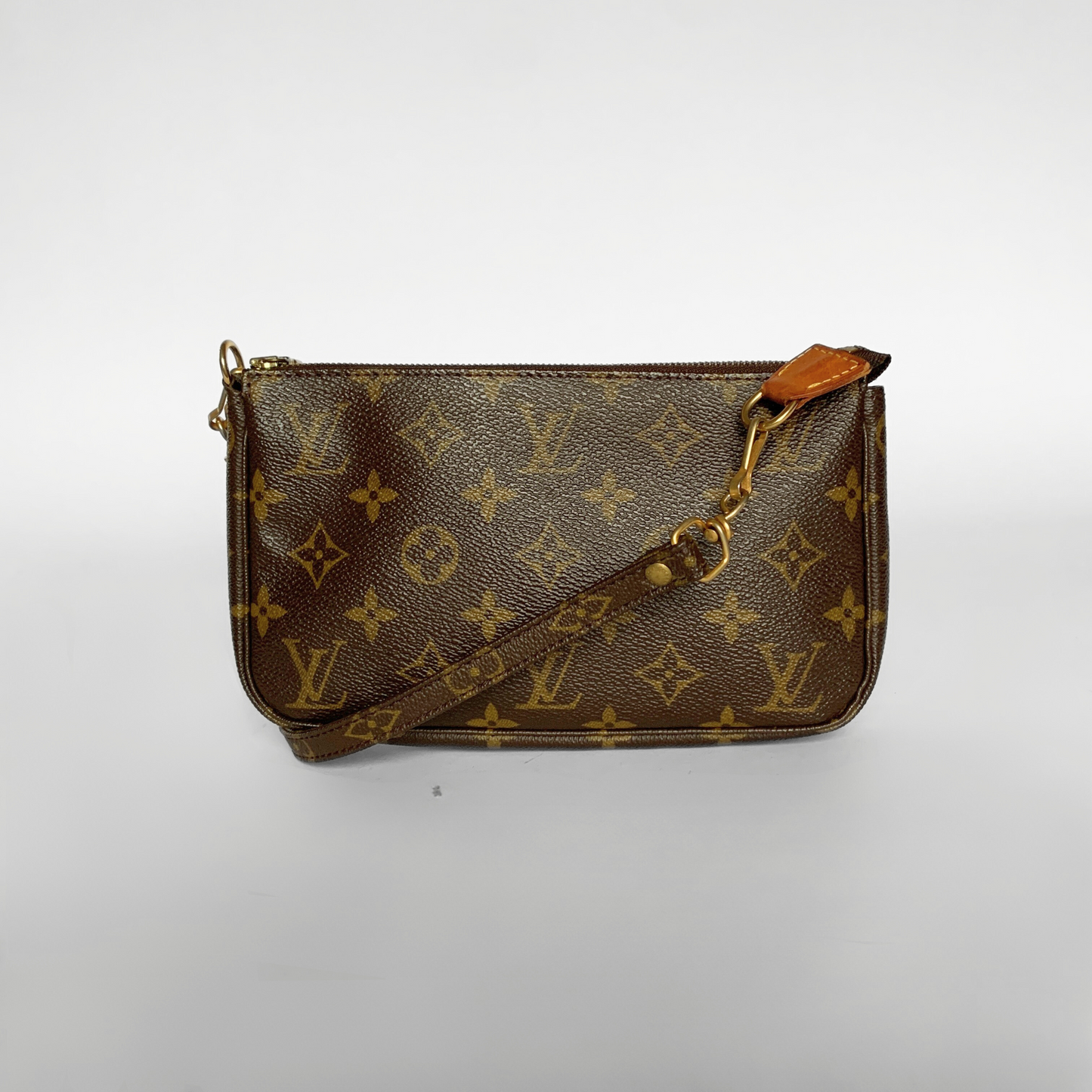 Louis Vuitton Louis Vuitton Pochette Monogram Canvas - Crossbody bags - Etoile Luxury Vintage