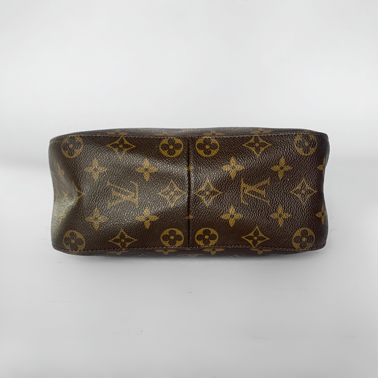 Louis Vuitton Louis Vuitton Looping MM Monogram Canvas - Shoulder Bags - Etoile Luxury Vintage