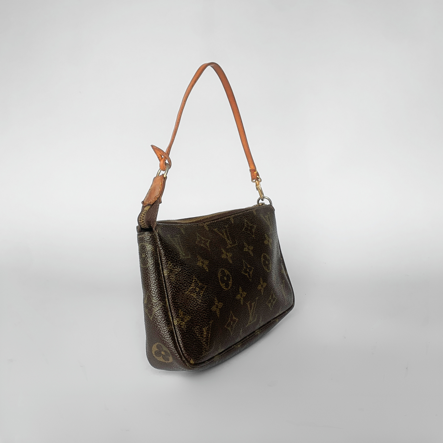 Louis Vuitton Louis Vuitton Pochette Accessoires Monogram Canvas - Shoulder Bags - Etoile Luxury Vintage