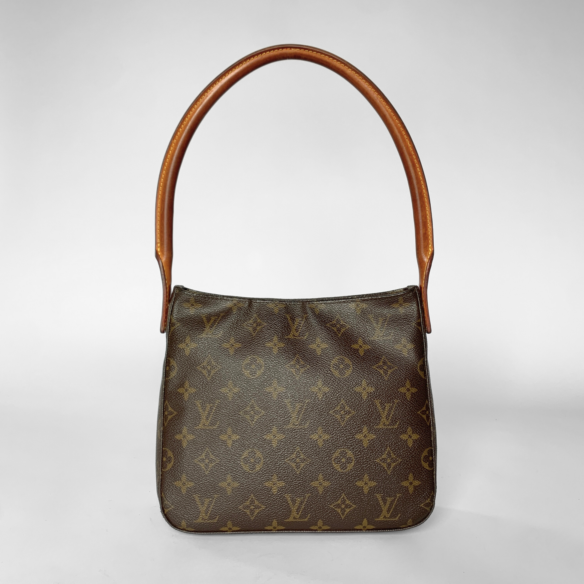 Louis Vuitton Louis Vuitton Looping MM Monogram Canvas - Shoulder bags - Etoile Luxury Vintage