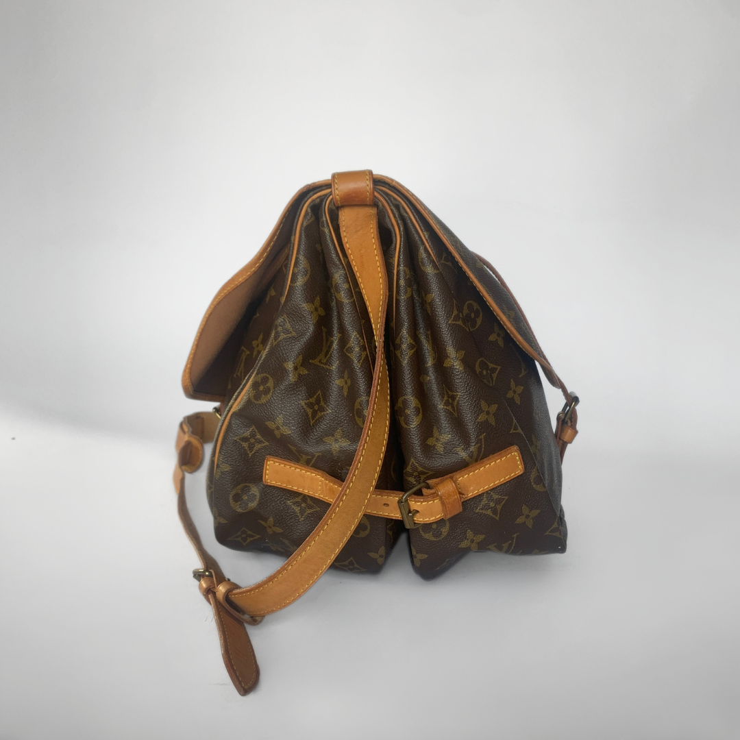 Louis Vuitton Louis Vuitton Saumur 35 Monogram Canvas - Crossbody bags - Etoile Luxury Vintage