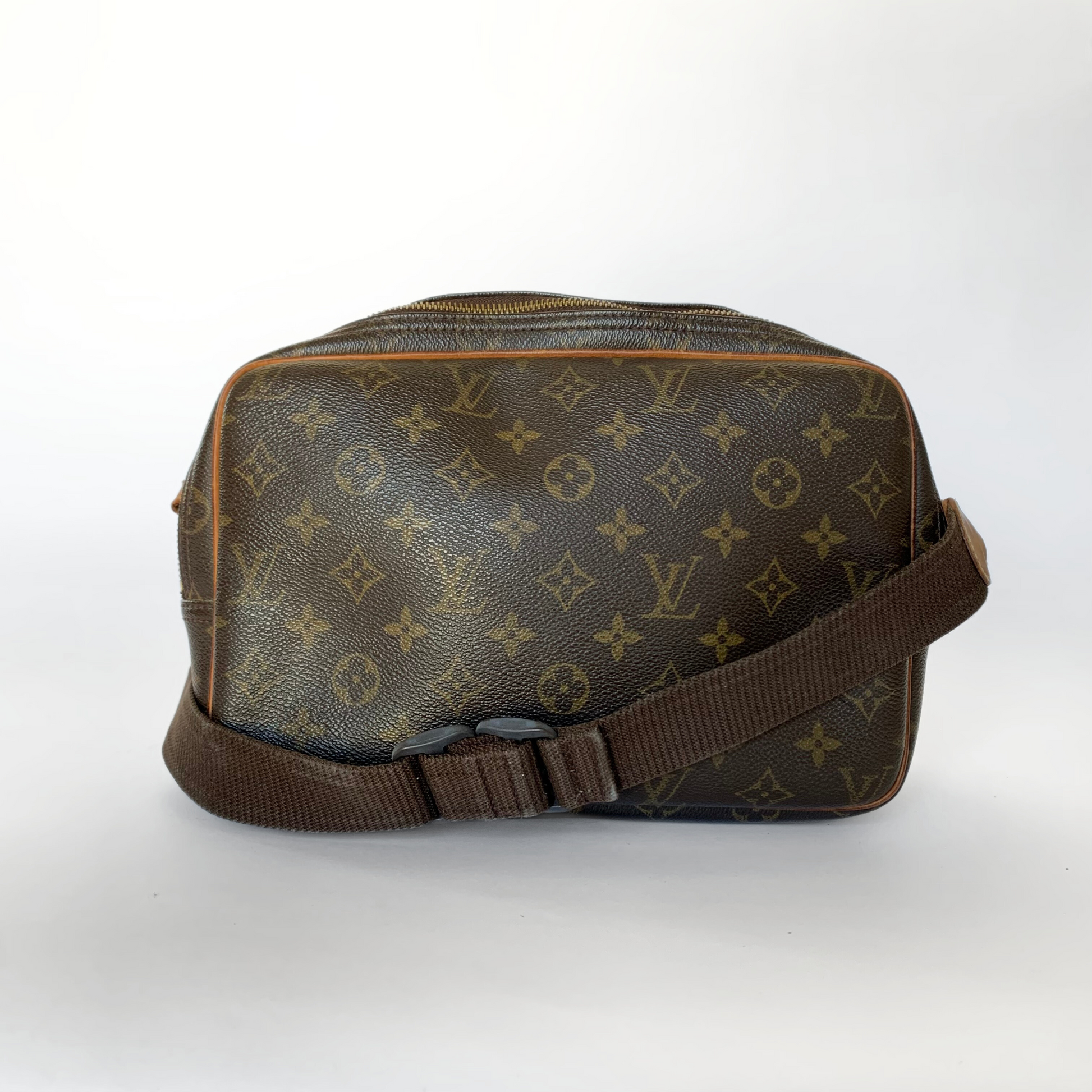 Louis Vuitton Louis Vuitton Reporter PM Monogram Canvas - Crossbody bags - Etoile Luxury Vintage