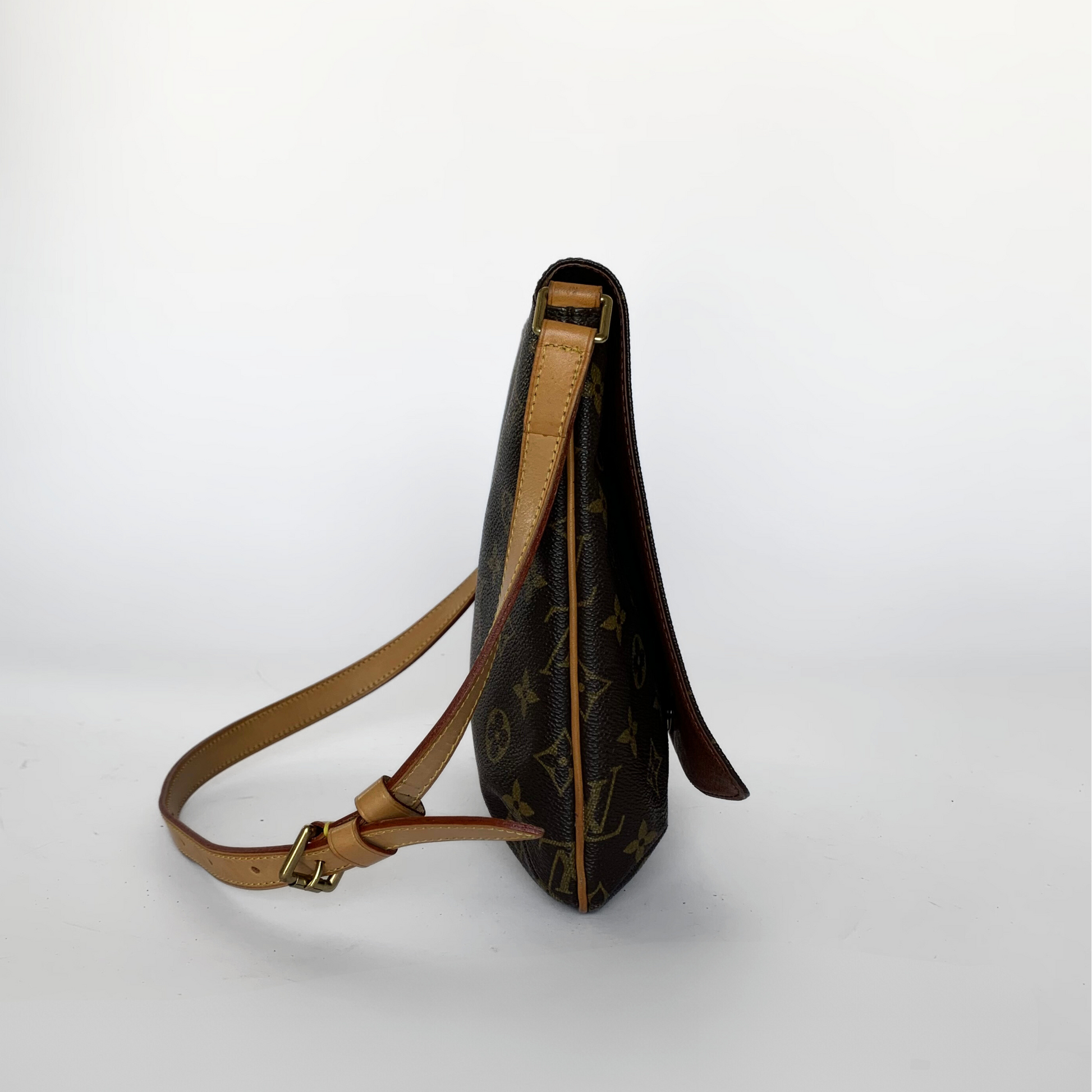 Louis Vuitton Louis Vuitton Musette Tango Monogram Canvas - Shoulder bags - Etoile Luxury Vintage