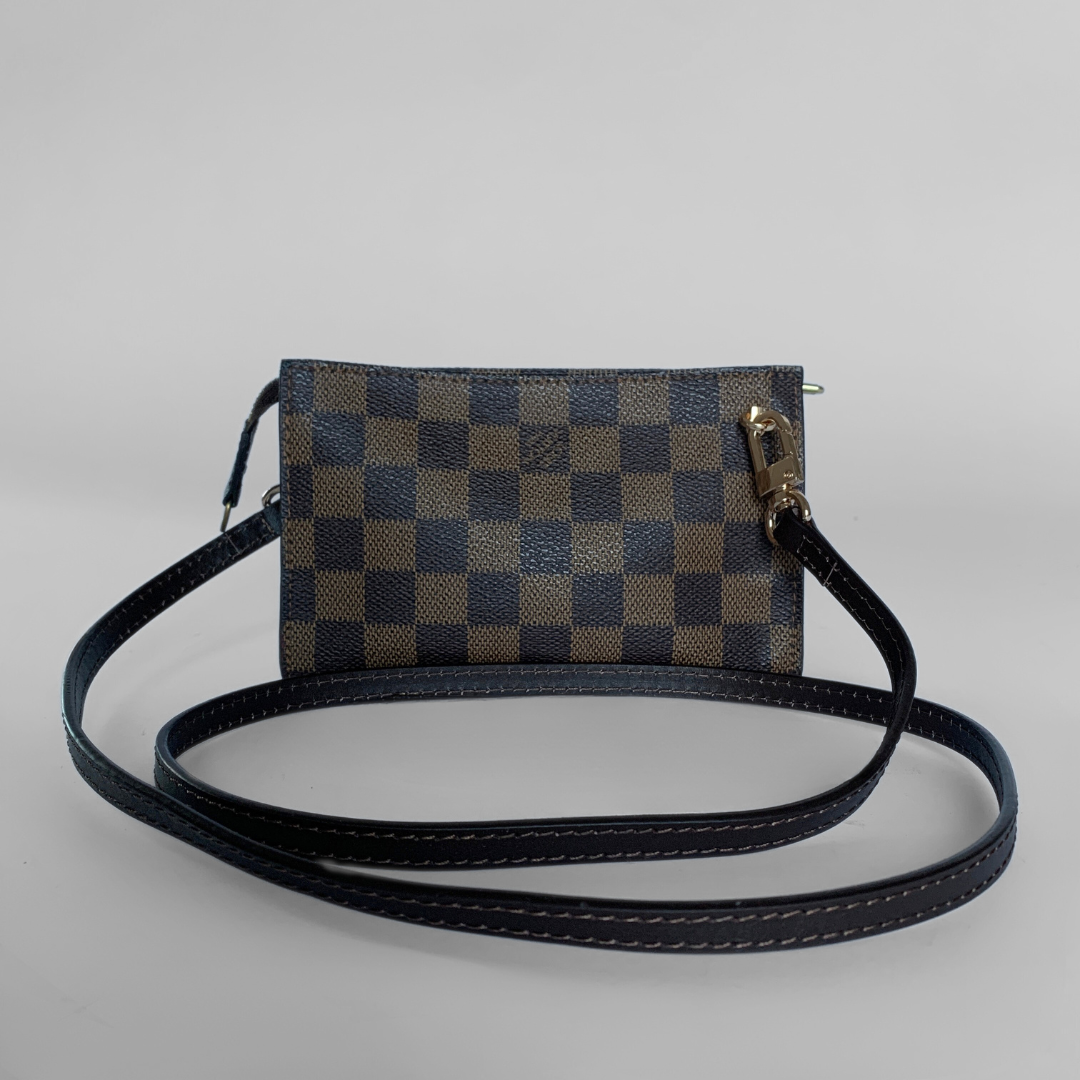 Louis Vuitton Louis Vuitton Pouch PM Monogram Canvas - Crossbody bags - Etoile Luxury Vintage