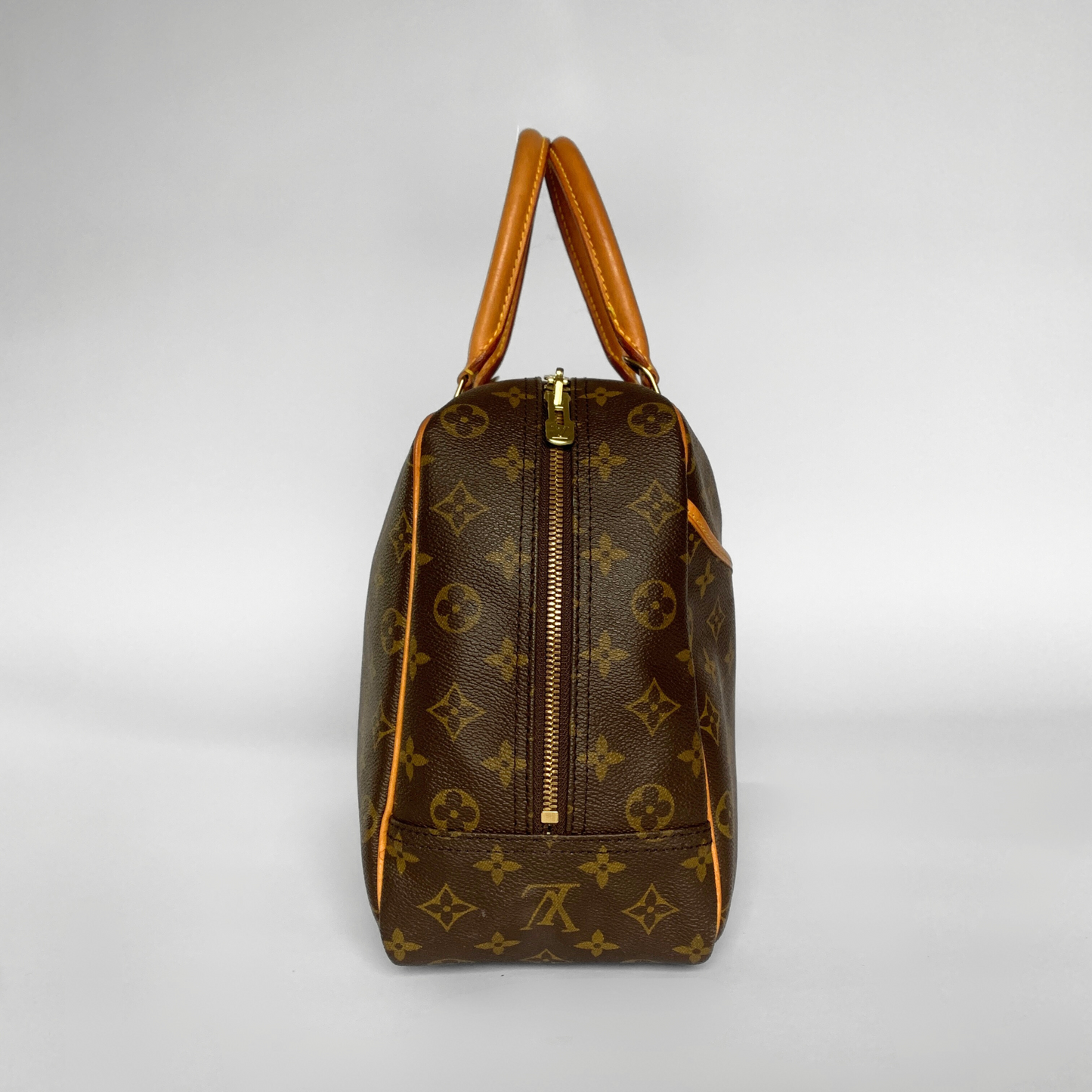 Louis Vuitton Deauville Monogram Canvas