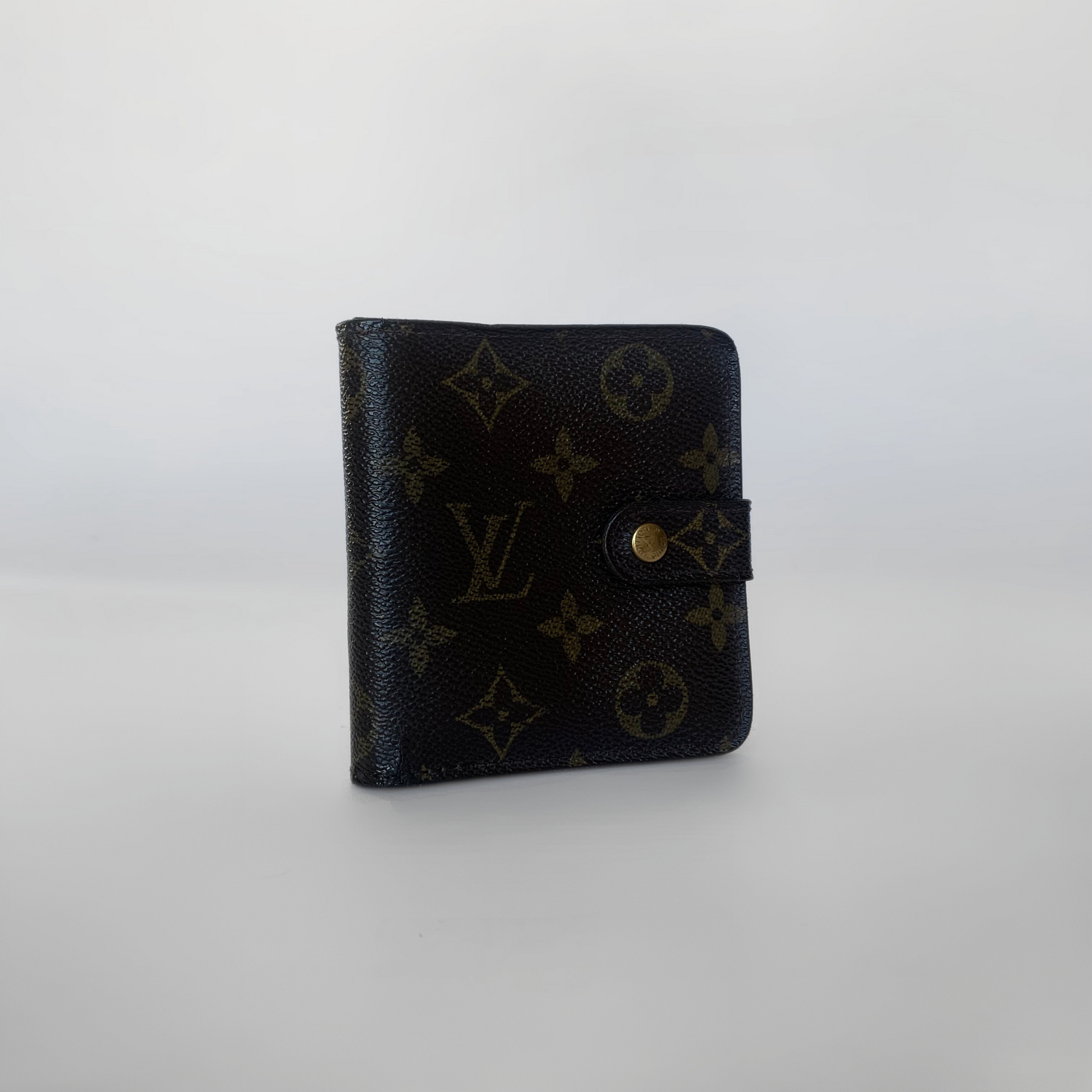 Louis Vuitton Louis Vuitton Zipper Wallet Monogram Canvas - Wallets - Etoile Luxury Vintage