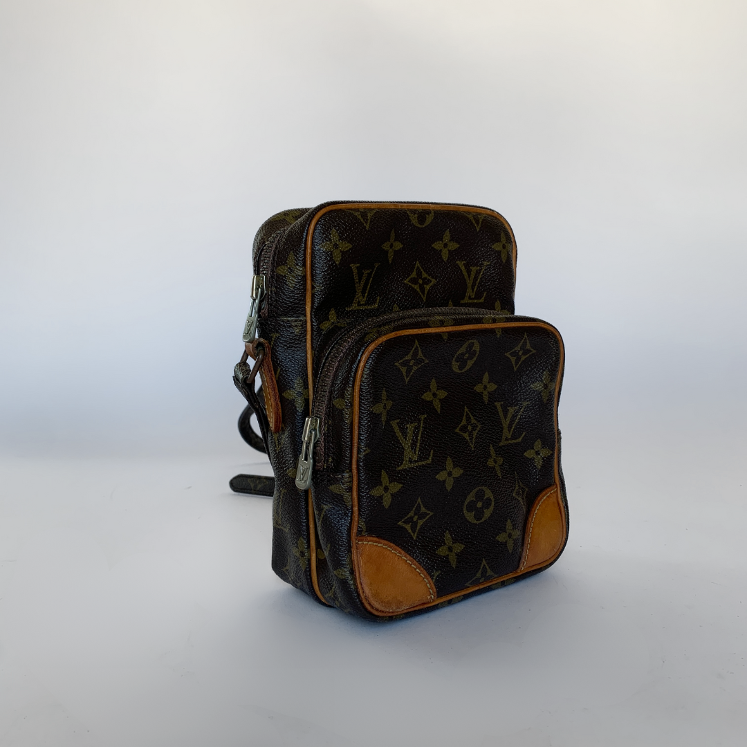 Louis Vuitton Louis Vuitton Amazon Monogram Canvas - Crossbody bags - Etoile Luxury Vintage