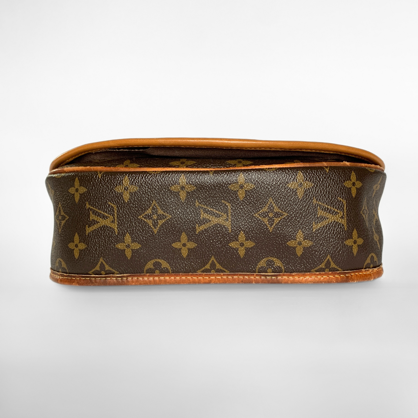 Louis Vuitton Menilmontant Monogram Canvas