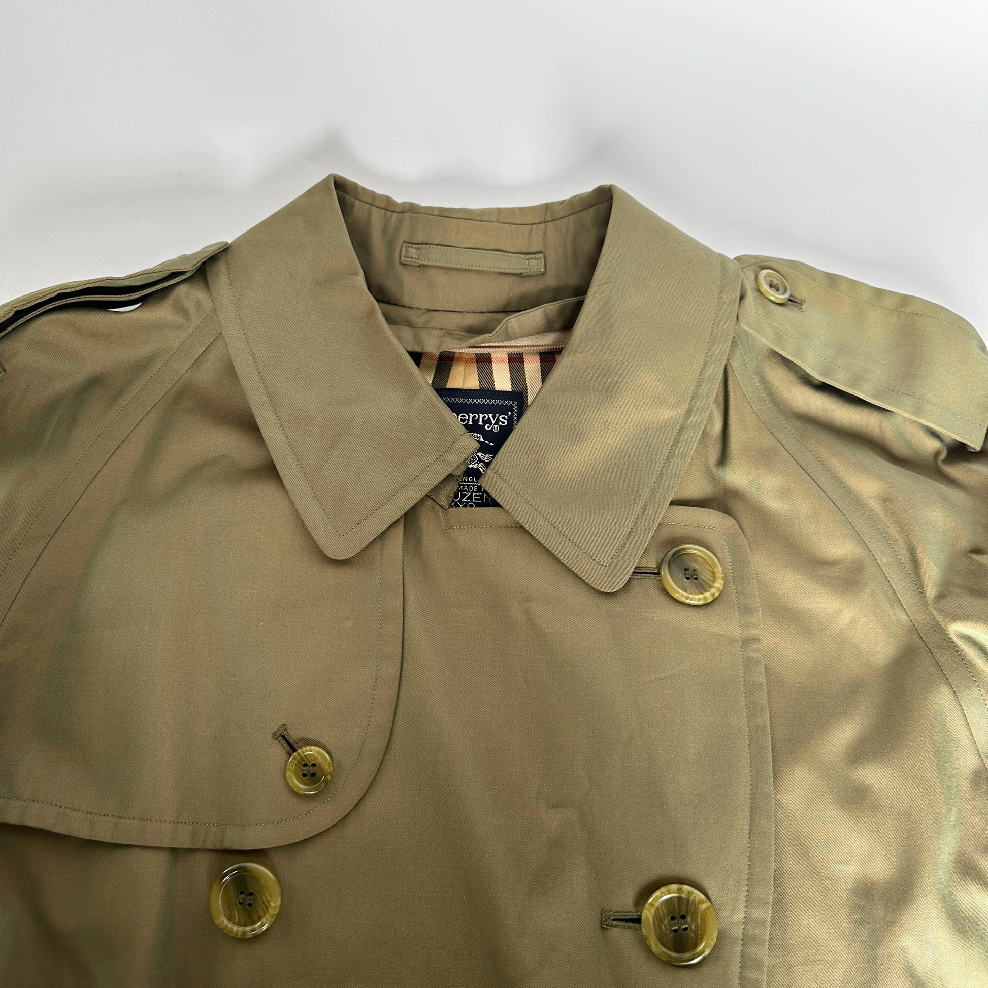 Burberry Burberry Trench Coat Cotton - Clothing - Etoile Luxury Vintage