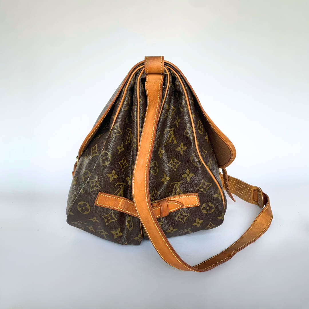 Louis Vuitton Louis Vuitton Saumur 35 Monogram Canvas - Crossbody bags - Etoile Luxury Vintage