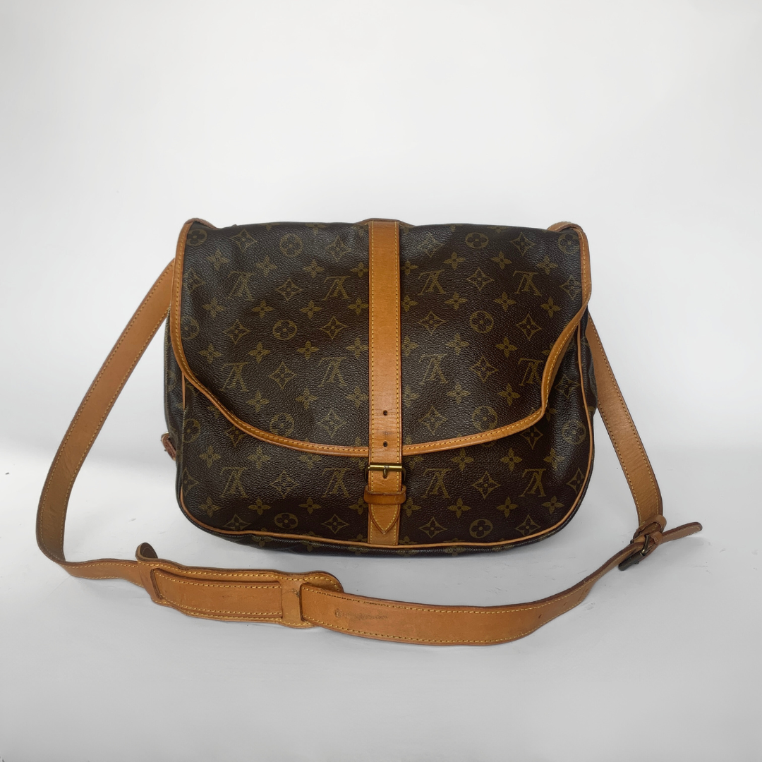 Louis Vuitton Louis Vuitton Saumur 35 Monogram Canvas - Crossbody bags - Etoile Luxury Vintage