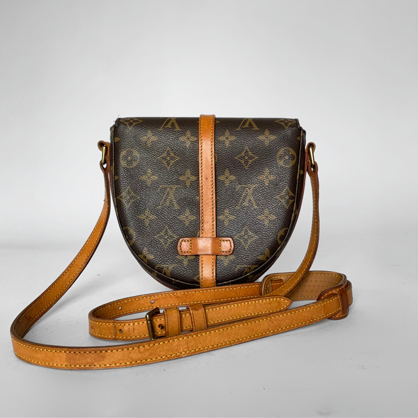 Louis Vuitton Louis Vuitton Chantilly PM Monogram Canvas - Crossbody bags - Etoile Luxury Vintage