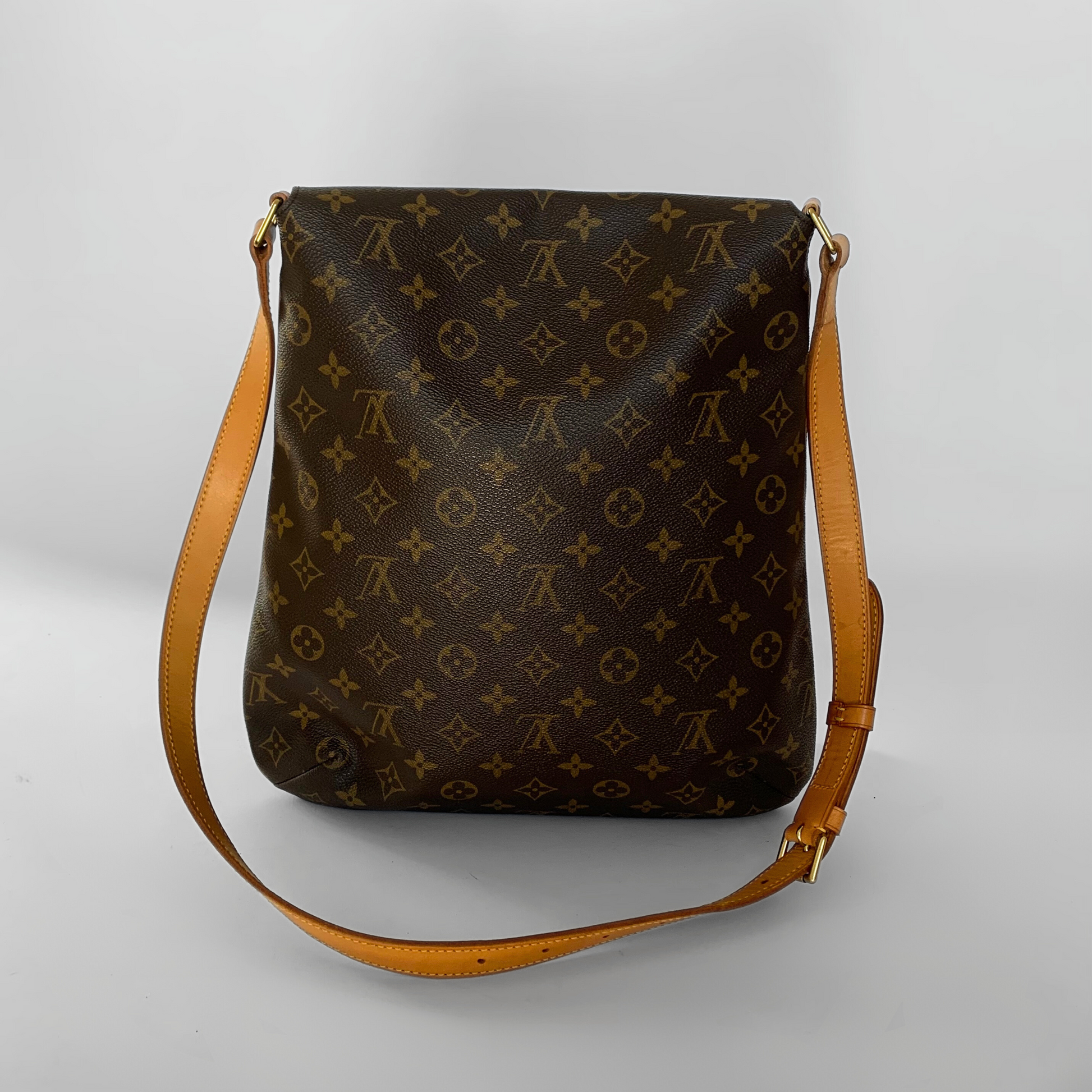 Louis Vuitton Louis Vuitton Musette GM Monogram Canvas - Crossbody bags - Etoile Luxury Vintage