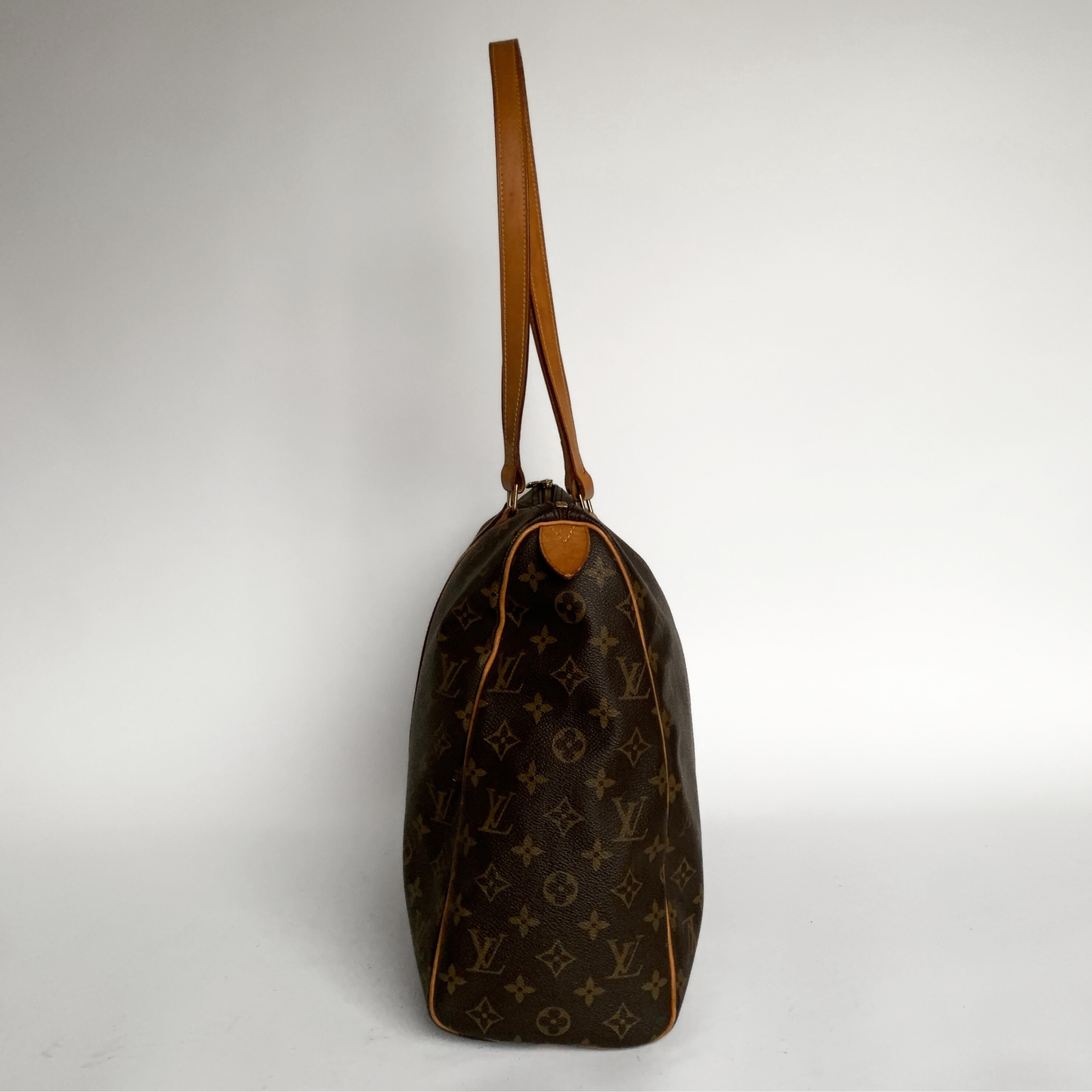 Louis Vuitton Louis Vuitton Flannery Monogram Canvas - Shoulder bags - Etoile Luxury Vintage